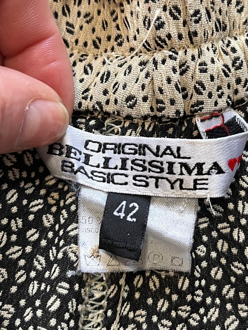 Vintage Original Bellissima Basic Style High Rise Shorts - Picture 6 of 7